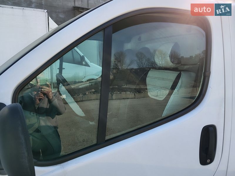 Грузовой фургон Renault Trafic 2014 в Киеве