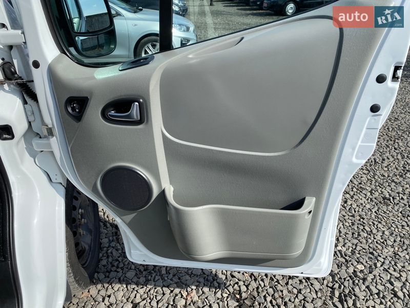 Минивэн Renault Trafic 2012 в Луцке фото 14 Минивэн Renault Trafic 2012 в Луцке