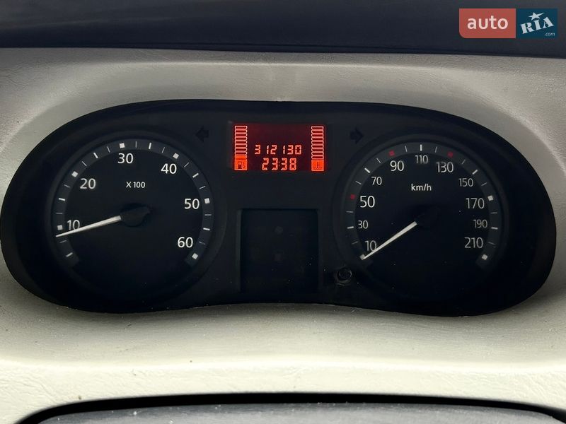 Минивэн Renault Trafic 2006 в Хмельнике фото 19 Минивэн Renault Trafic 2006 в Хмельнике