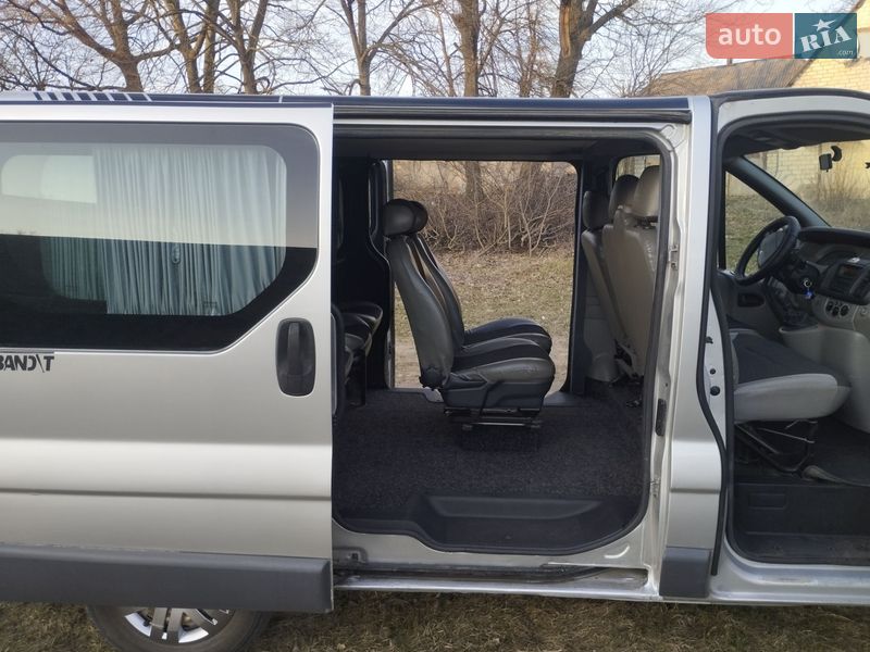 Мінівен Renault Trafic 2007 в Смілі фото 18 Мінівен Renault Trafic 2007 в Смілі