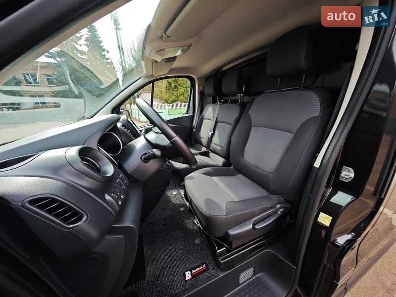 Вантажний фургон Renault Trafic 2020 в Дубні