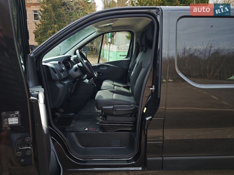 Вантажний фургон Renault Trafic 2020 в Дубні