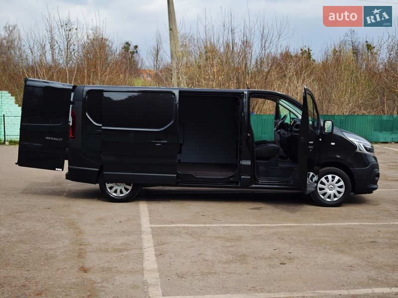 Вантажний фургон Renault Trafic 2020 в Дубні