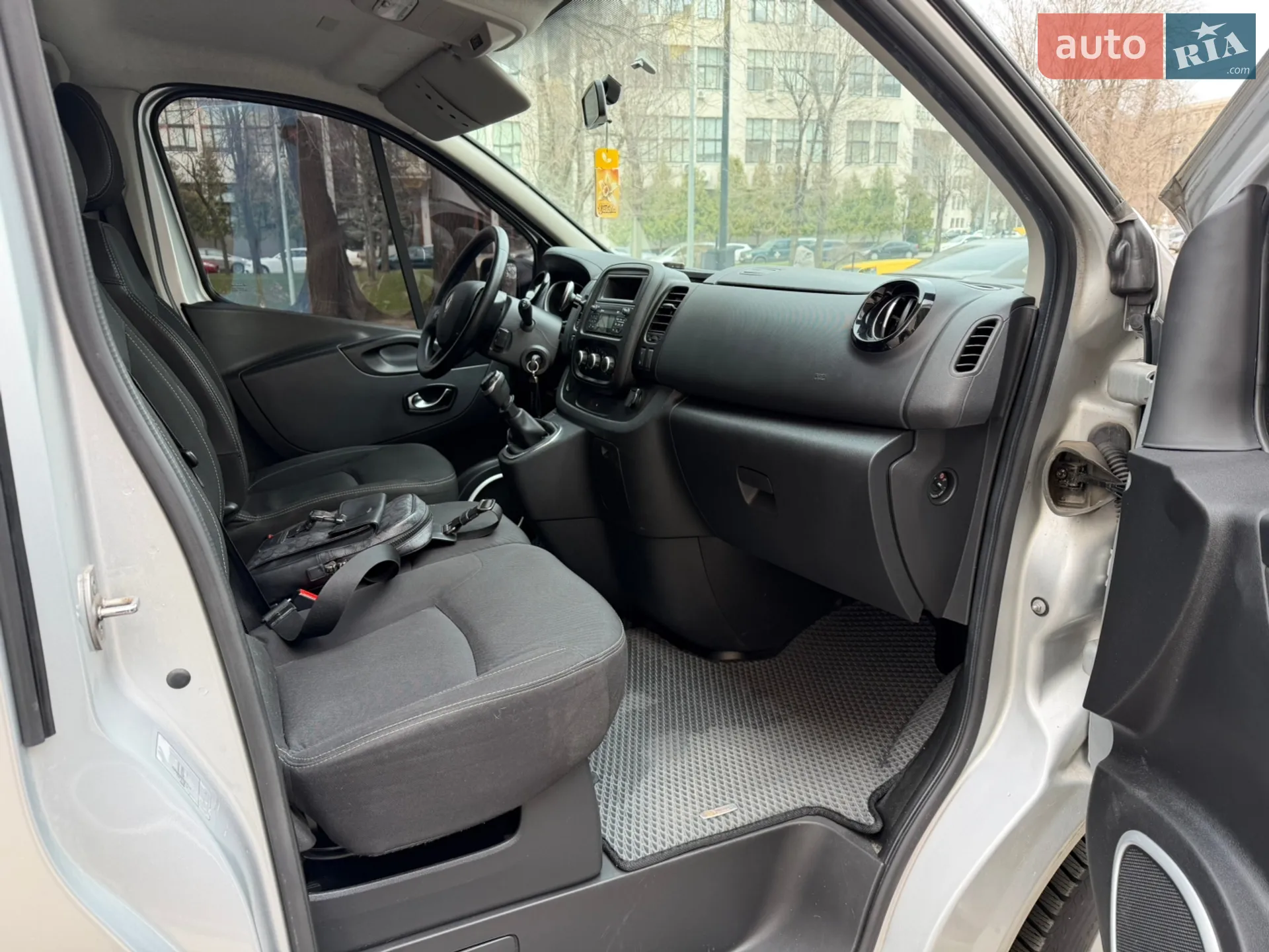 2020 Renault Trafic - мініатюра 10