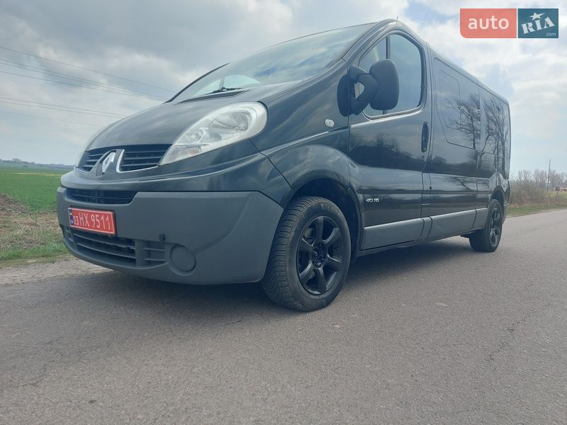 Грузопассажирский фургон Renault Trafic 2012 в Ровно фото 3 Грузопассажирский фургон Renault Trafic 2012 в Ровно