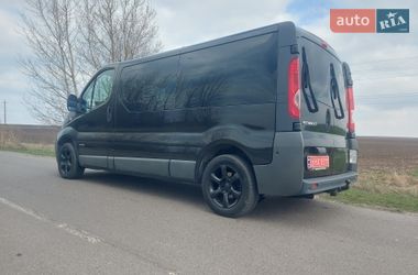 Грузопассажирский фургон Renault Trafic 2012 в Ровно