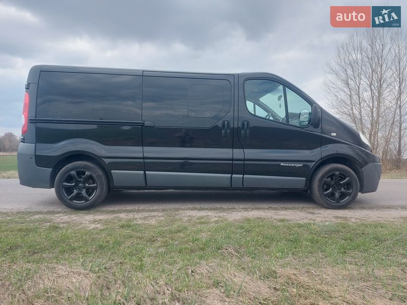 Грузопассажирский фургон Renault Trafic 2012 в Ровно фото 8 Грузопассажирский фургон Renault Trafic 2012 в Ровно