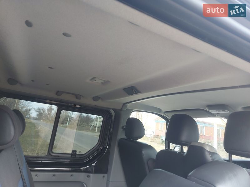 Грузопассажирский фургон Renault Trafic 2012 в Ровно фото 32 Грузопассажирский фургон Renault Trafic 2012 в Ровно