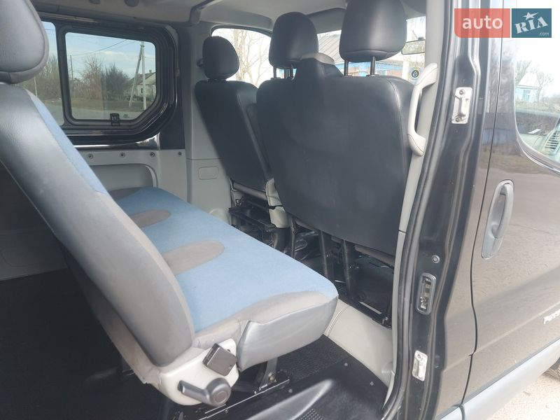 Грузопассажирский фургон Renault Trafic 2012 в Ровно фото 34 Грузопассажирский фургон Renault Trafic 2012 в Ровно