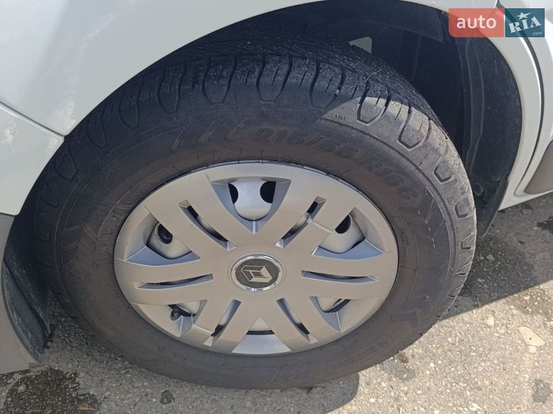 Вантажний фургон Renault Trafic 2014 в Городку