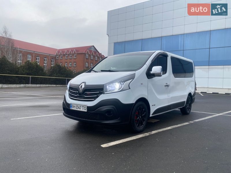Мікроавтобус вантажний (до 3,5т) Renault Trafic 2015 в Білгороді-Дністровському