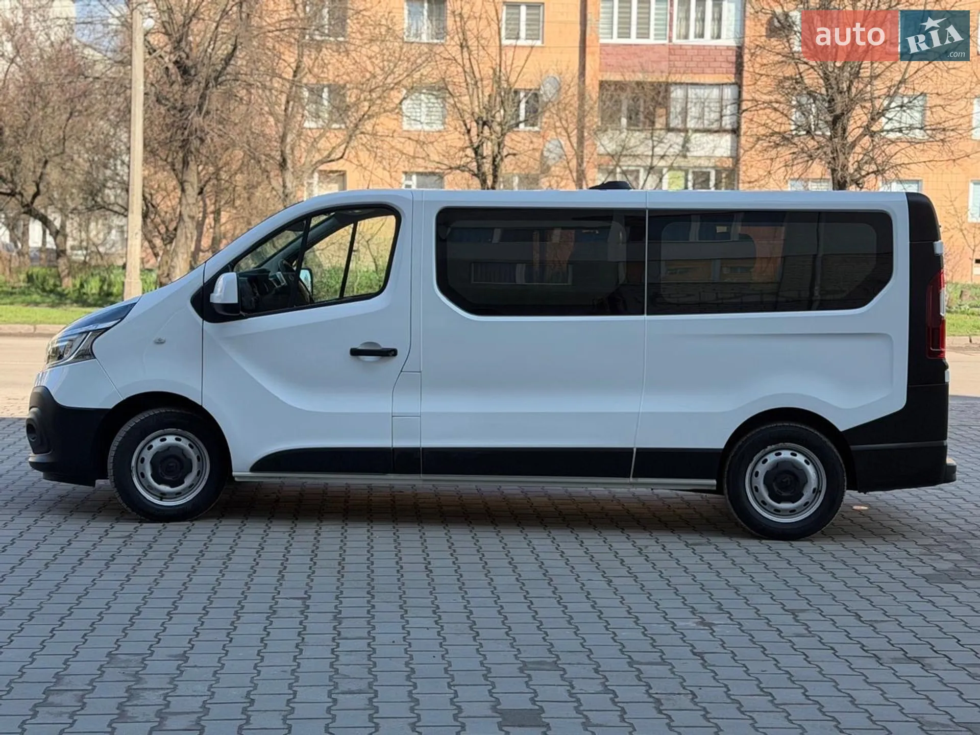 2021 Renault Trafic - мініатюра 10
