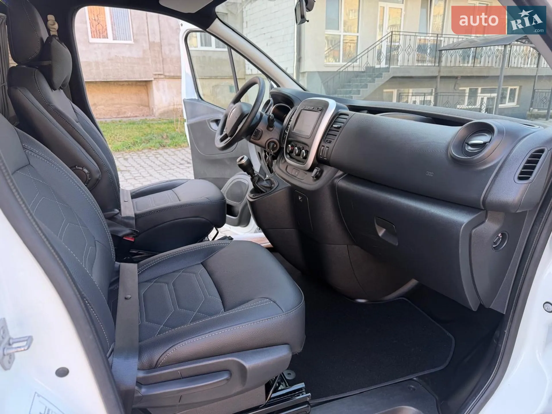 2021 Renault Trafic - мініатюра 20