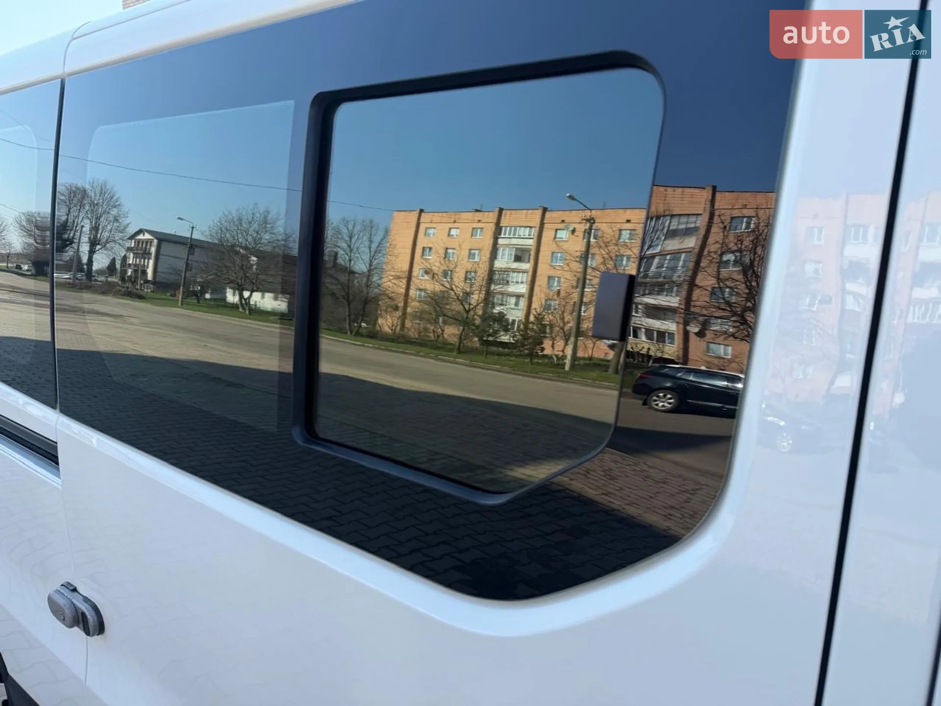 2021 Renault Trafic - мініатюра 42