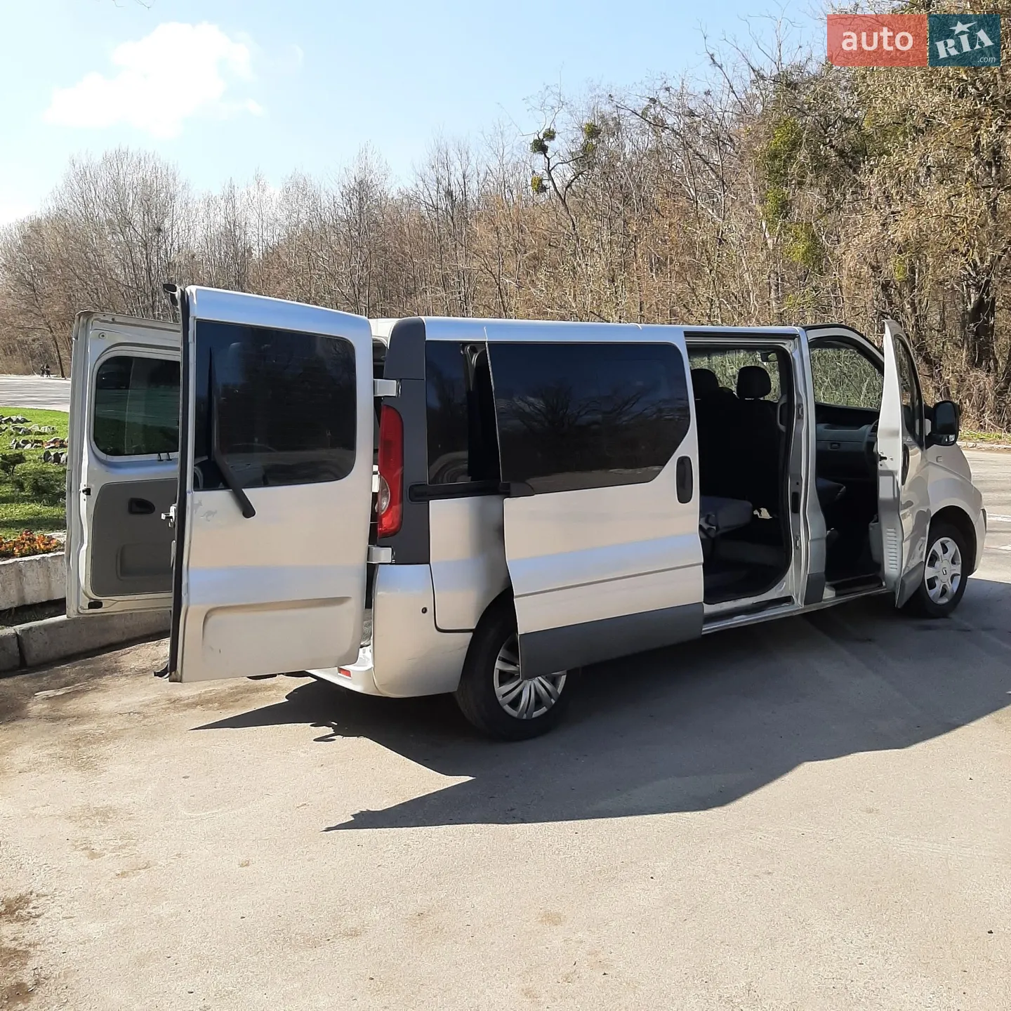 2010 Renault Trafic - мініатюра 25