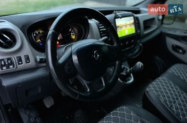 Минивэн Renault Trafic 2016 в Млинове