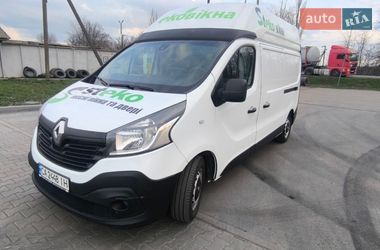 Вантажний фургон Renault Trafic 2017 в Умані