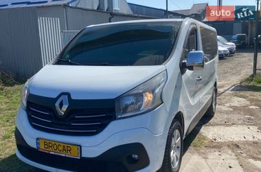Мінівен Renault Trafic 2015 в Луцьку