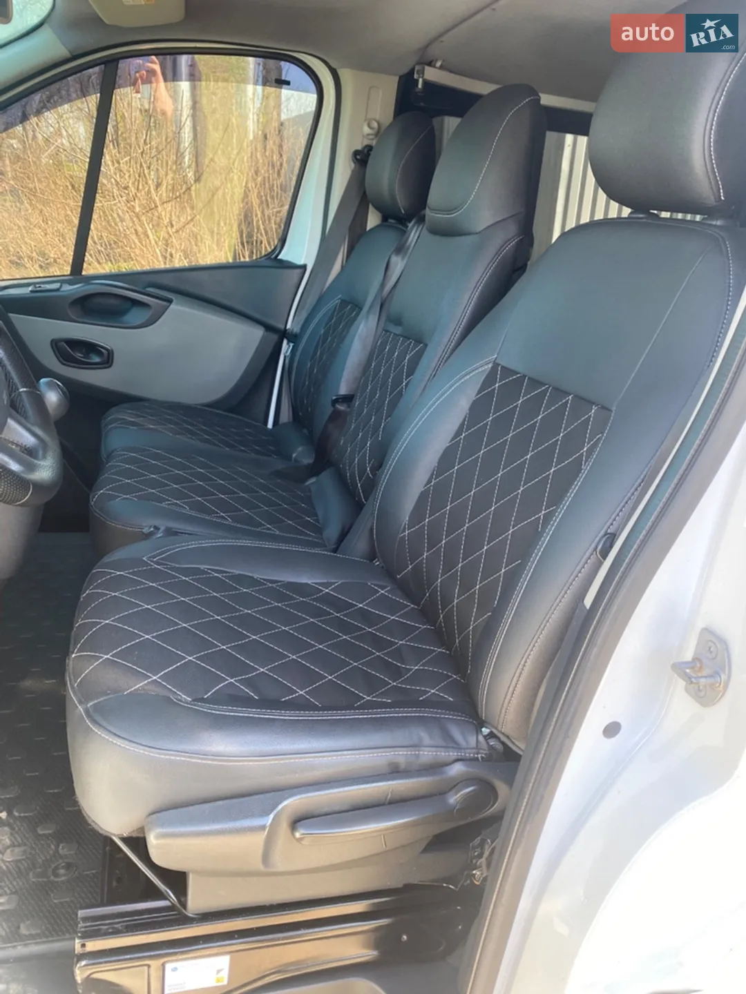 2015 Renault Trafic - мініатюра 14