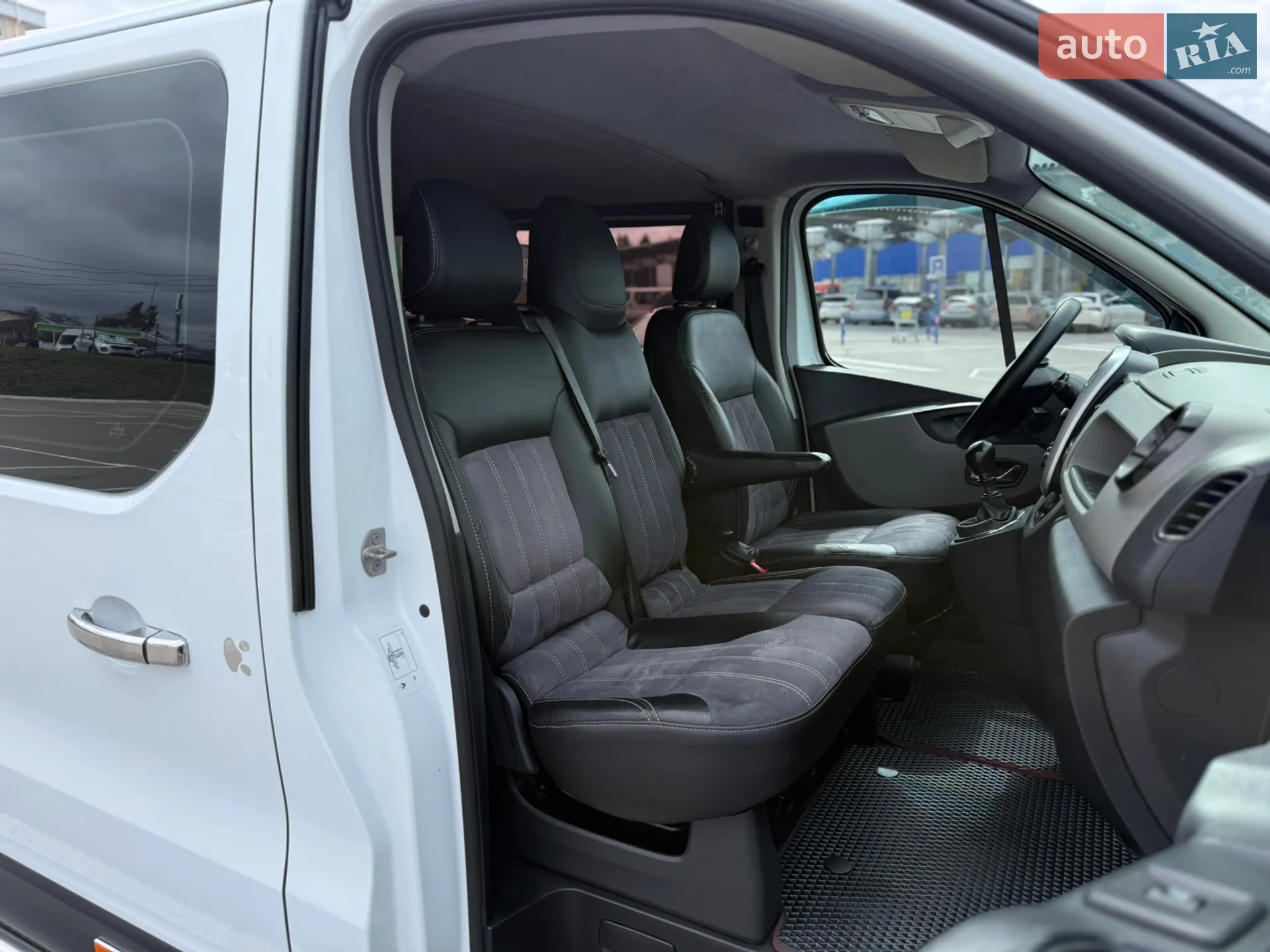 2016 Renault Trafic - мініатюра 21
