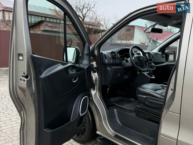 Вантажопасажирський фургон Renault Trafic 2019 в Києві фото 77 Вантажопасажирський фургон Renault Trafic 2019 в Києві