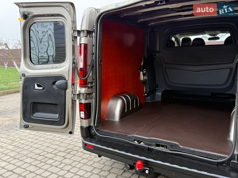 Вантажопасажирський фургон Renault Trafic 2019 в Києві фото 107 Вантажопасажирський фургон Renault Trafic 2019 в Києві