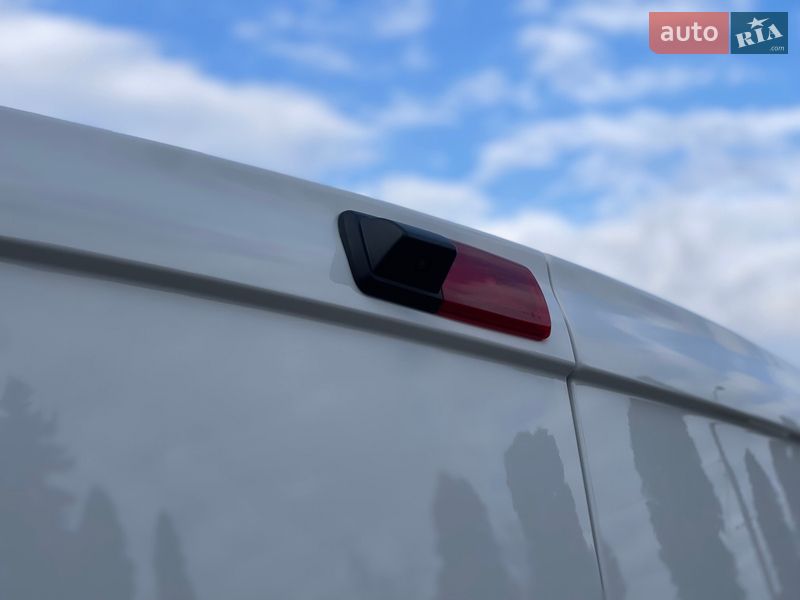 Грузовой фургон Renault Trafic 2023 в Дубно