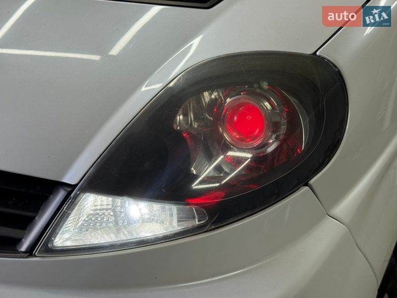 Минивэн Renault Trafic 2002 в Владимире фото 9 Минивэн Renault Trafic 2002 в Владимире