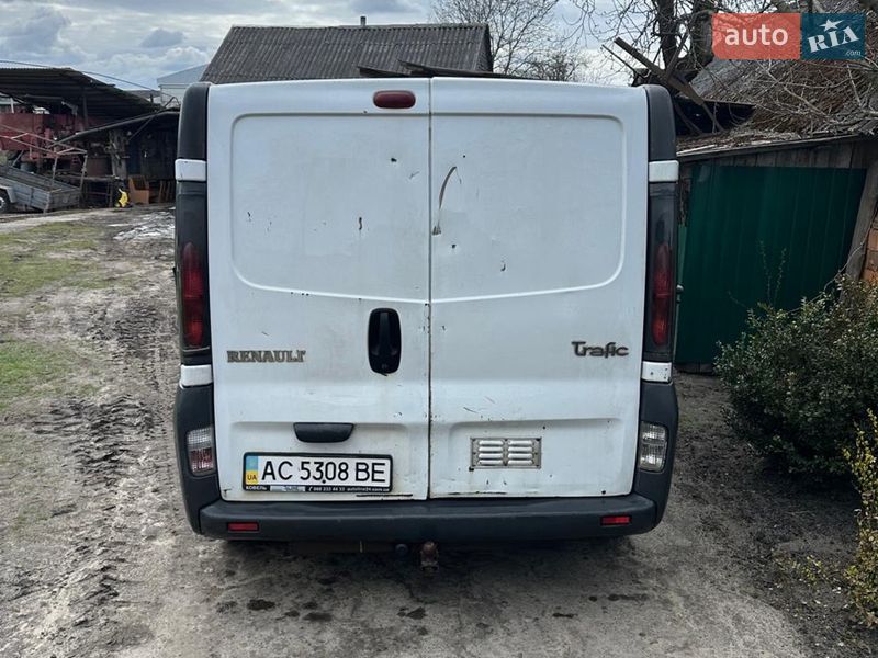 Мінівен Renault Trafic 2004 в Ратному