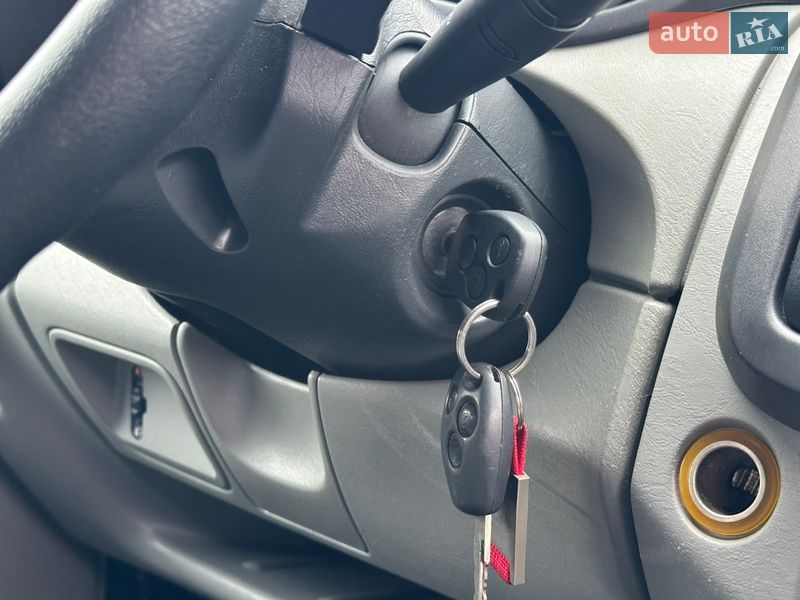 Мінівен Renault Trafic 2012 в Бродах фото 65 Мінівен Renault Trafic 2012 в Бродах