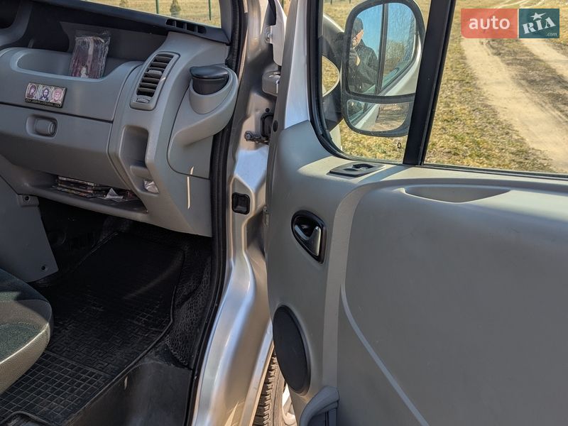 Вантажний фургон Renault Trafic 2011 в Києві фото 19 Вантажний фургон Renault Trafic 2011 в Києві