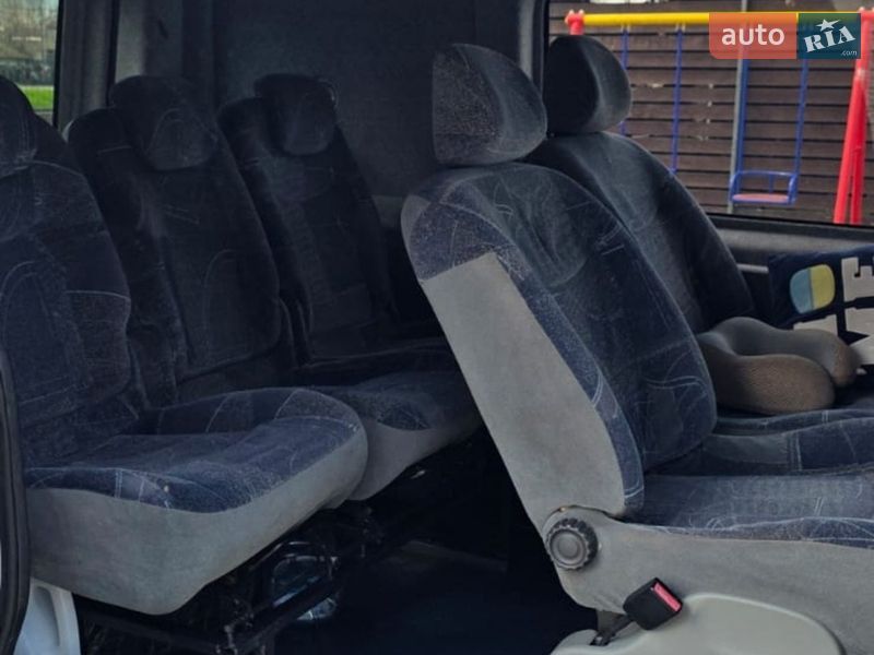 Мінівен Renault Trafic 2003 в Одесі