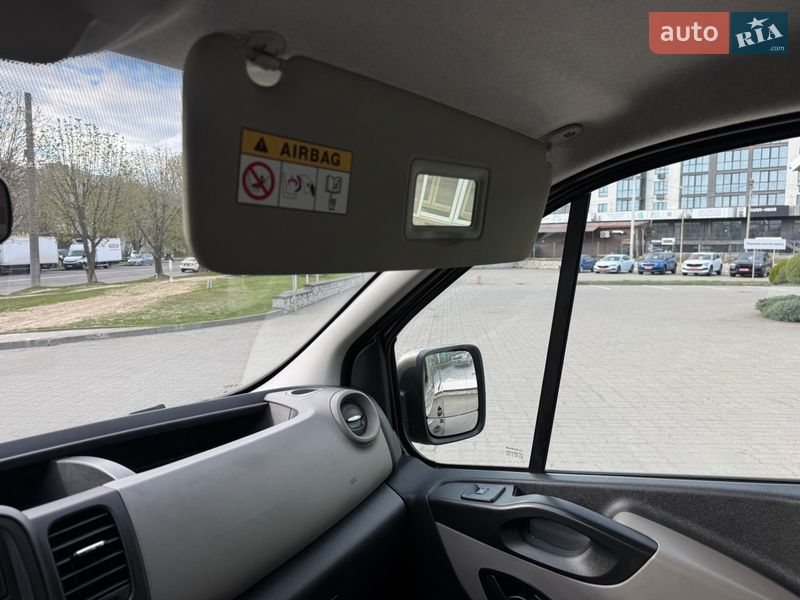Мінівен Renault Trafic 2017 в Луцьку фото 34 Мінівен Renault Trafic 2017 в Луцьку