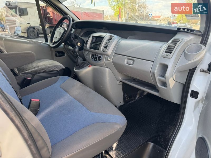 Мінівен Renault Trafic 2010 в Миколаєві фото 9 Мінівен Renault Trafic 2010 в Миколаєві
