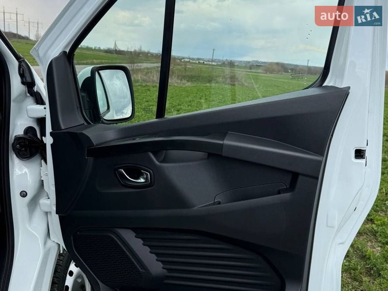 Грузовой фургон Renault Trafic 2022 в Ладыжине