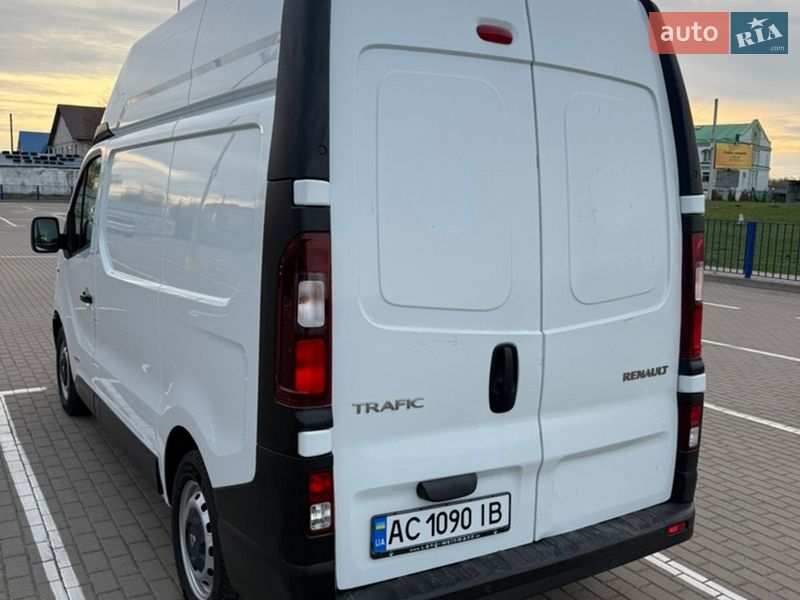 Грузовой фургон Renault Trafic 2017 в Нововолынске