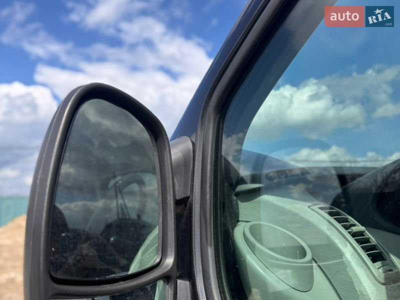 Мінівен Renault Trafic 2011 в Ізмаїлі фото 29 Мінівен Renault Trafic 2011 в Ізмаїлі