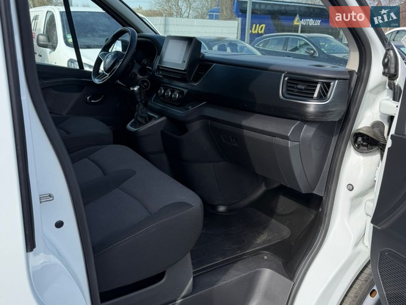 Грузовой фургон Renault Trafic 2022 в Луцке