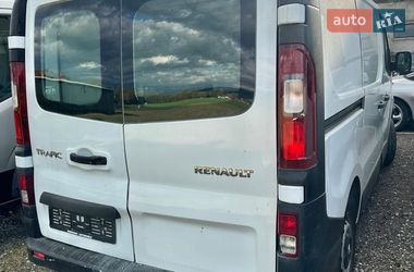 Грузовой фургон Renault Trafic 2015 в Львове