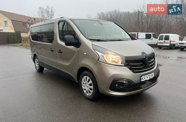 Минивэн Renault Trafic 2015 в Киеве