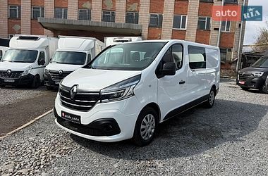 Грузопассажирский фургон Renault Trafic 2019 в Ровно
