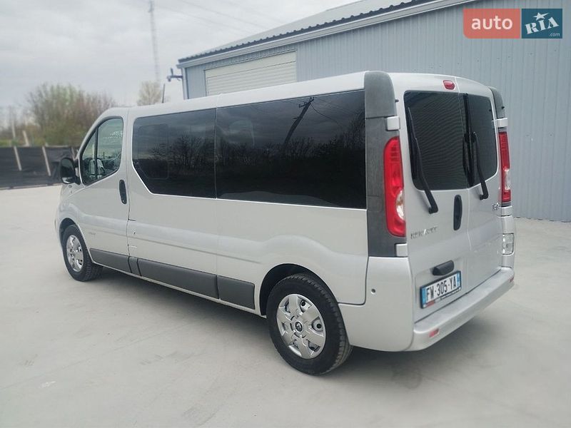 Минивэн Renault Trafic 2014 в Дубно