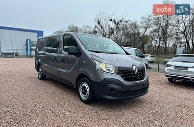 Грузопассажирский фургон Renault Trafic 2018 в Ровно