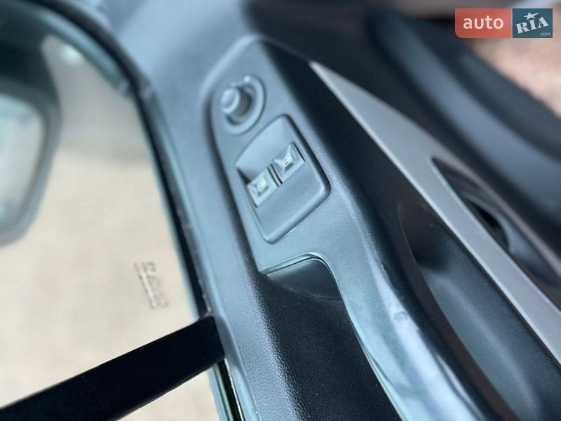 Грузопассажирский фургон Renault Trafic 2018 в Ровно