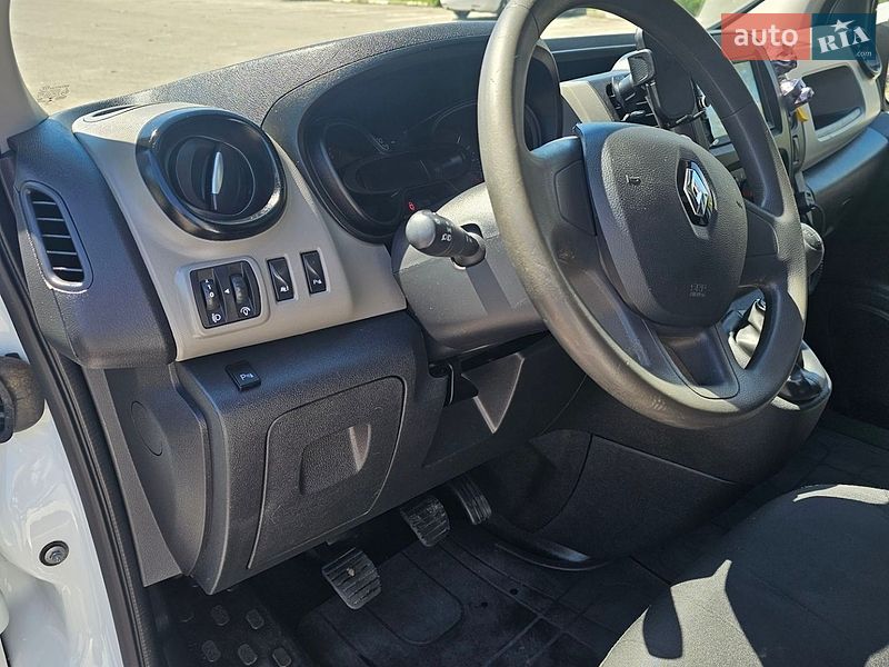 Вантажопасажирський фургон Renault Trafic 2019 в Запоріжжі
