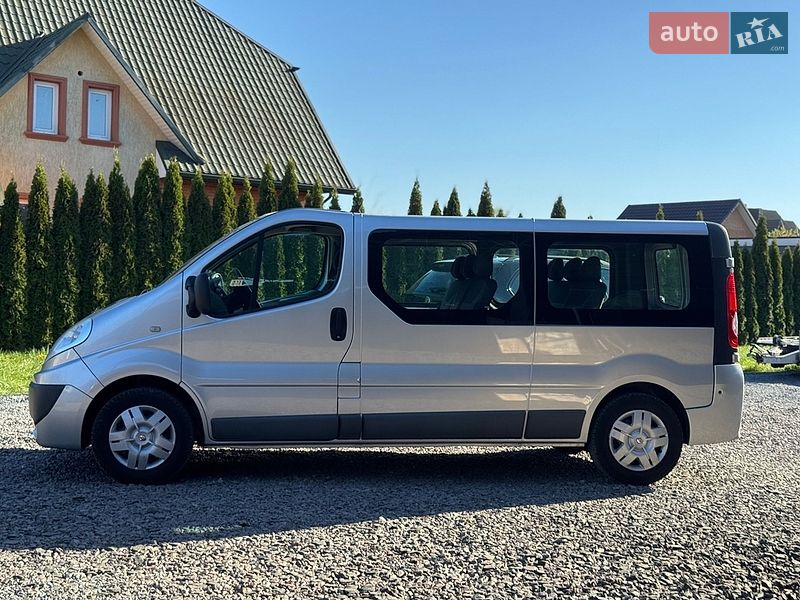 Мінівен Renault Trafic 2012 в Луцьку