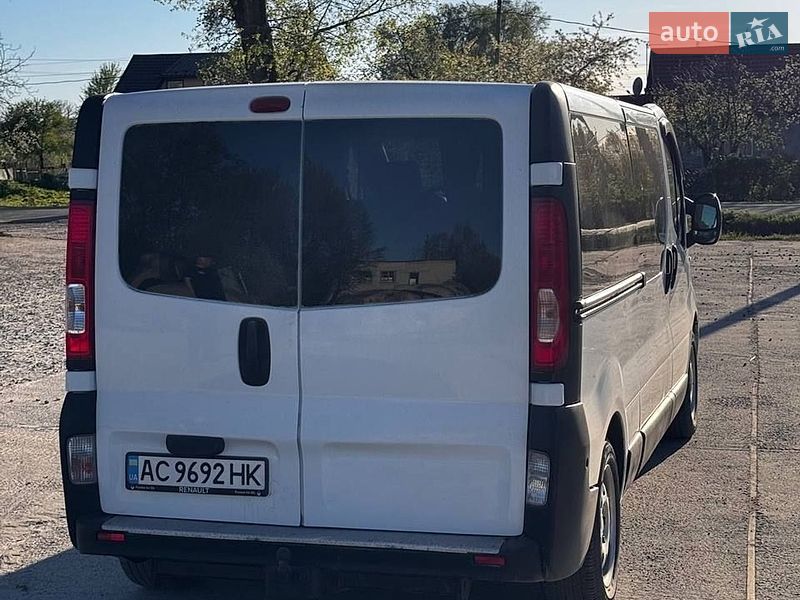 Минивэн Renault Trafic 2008 в Иваничах