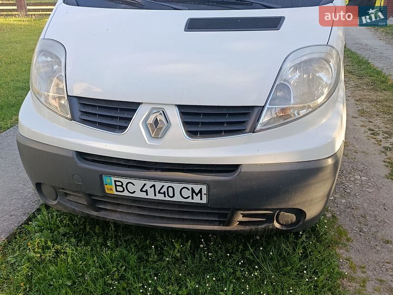 Минивэн Renault Trafic 2008 в Дрогобыче