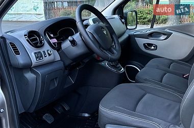 Минивэн Renault Trafic 2015 в Луцке