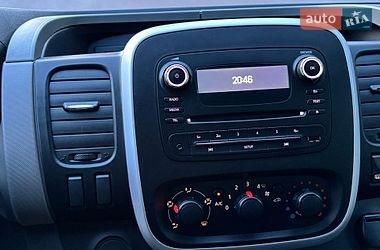 Минивэн Renault Trafic 2015 в Луцке